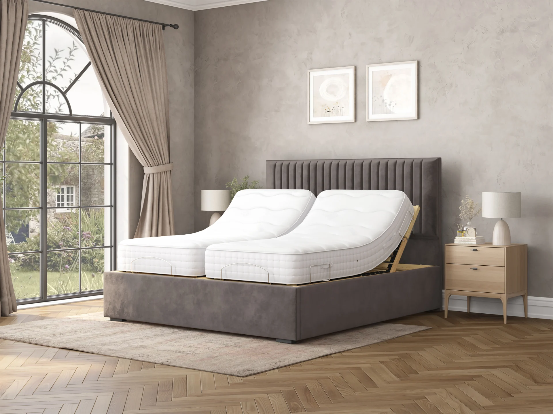 Argus in Roomset - 8 Adjustable-Head end raised